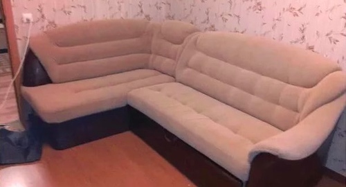 Перетяжка углового дивана. Кострома